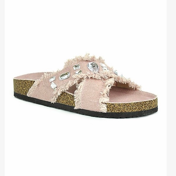 Refresh Shoes - NIB CASUAL MAUVE RHINESTONE FRAYED SANDALS